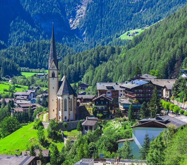 Igreja Heiligenblut Áustria Vista Verão — Fotografia de Stock