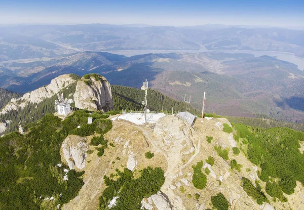 Ceahlau Toaca Stacja Meteorologiczna Góry Rumunii Widok Lotu Ptaka — Zdjęcie stockowe