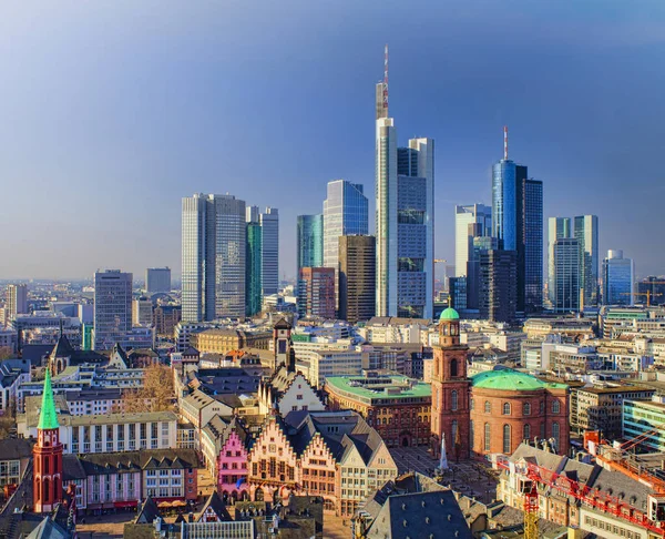 Frankfurt am Main cidade paisagem urbana na Alemanha — Fotografia de Stock