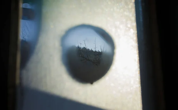 Fensterblick Aus Gefrorenem Eis Auf Dem Glas — Stockfoto