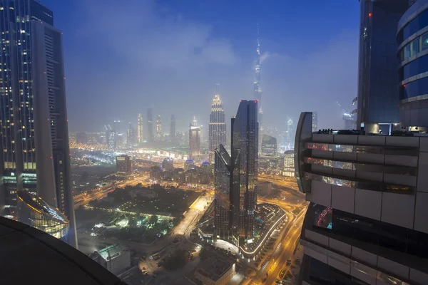 DUBAI, Emirati Arabi Uniti - 25 SETTEMBRE 2018: Dubai città di notte, Stati Uniti — Foto Stock