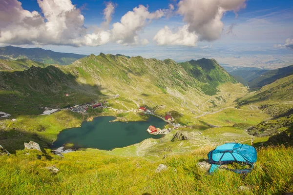 Krajobraz Górski Plecakiem Górach Fagaras Rumunia — Zdjęcie stockowe