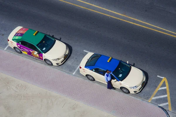 Dubai Eau Septembre 2018 Deux Taxis Attendent Les Passagers Dans — Photo