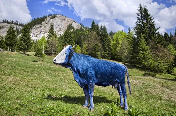 Abstract Blue Cow Pasture Concept Genetic Modified Animals — Stock Photo, Image