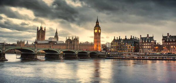 Dramatic sunset of Big Ben in London city, United Kingdom