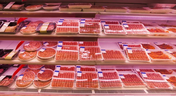 Свежее Мясо Запеканке Продажу Супермаркете Магазине — стоковое фото
