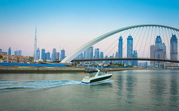 Tolerance Bridge Boat Dubai City Uae — Stock Photo, Image