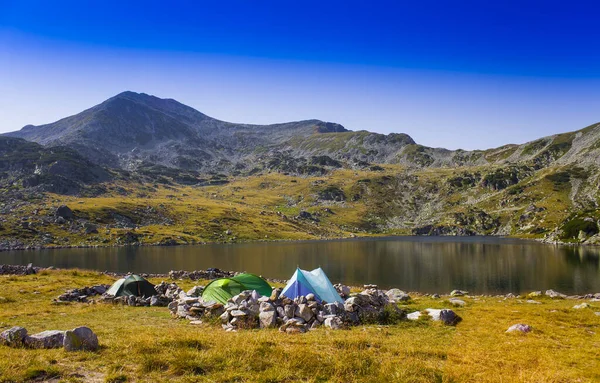 Tenda Camping Perto Bucura Glacier Lago Retezat Montanha Roménia — Fotografia de Stock