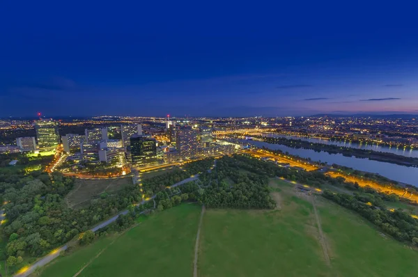 Stadtbild Der Stadt Wien Bei Nacht Luftaufnahme Österreich — Stockfoto
