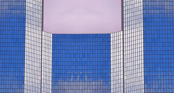 由玻璃和钢质地制成的摩天大楼 现代建筑 — 图库照片