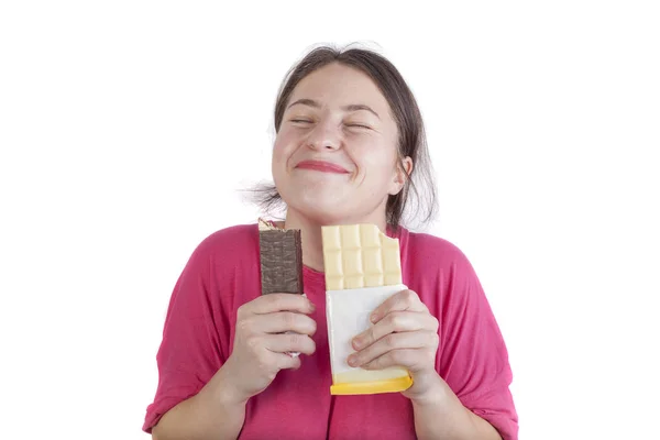 Een Jong Meisje Dat Snoep Eet Chocolade Wafel Geïsoleerd Wit — Stockfoto