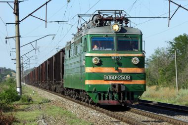 Eski elektrikli lokomotif, Kochevanchik, Rusya Federasyonu, 9 Ağustos 2011