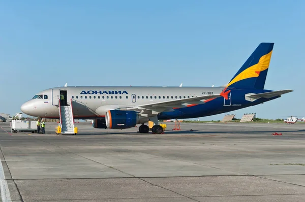 A319 havayolu Donavia, Rostov-on-Don, Rusya, 15 Temmuz 2015