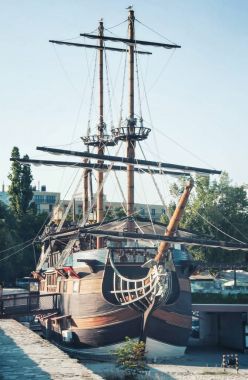 Karadeniz sahilleri ve Bulgaristan şehirler üzerinde seyahat