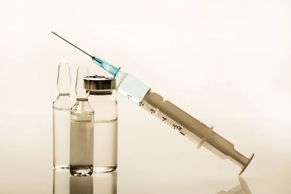 Medicament and syringe — Stock Photo, Image