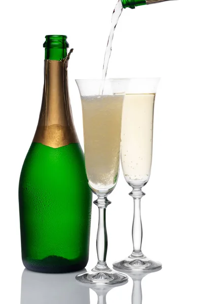 Flasche und Gläser Champagner — Stockfoto