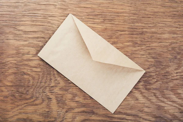 O envelope de papel closeup — Fotografia de Stock