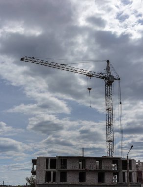 İnşaat yüksek binalar ve Vinçler