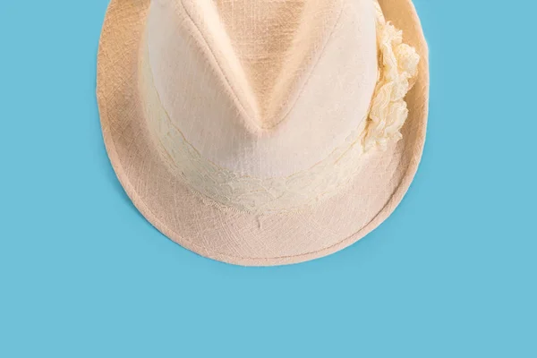 Chapeau d'été femme close-up — Photo