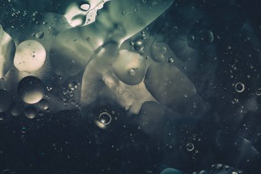 su noktalar daireler