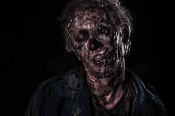 Krwawy człowieka zombie z mózgi horror halloween — Zdjęcie stockowe