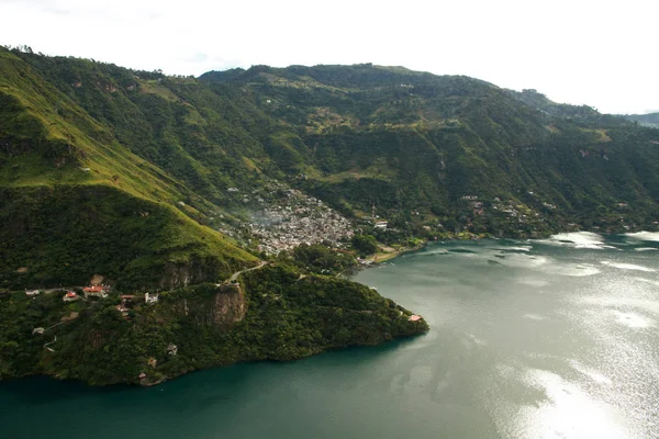 Costa del Lago di Atitlan — Foto Stock