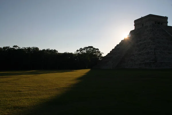 Templom Kukulkan / Chichen Itza, Mexikó — Stock Fotó