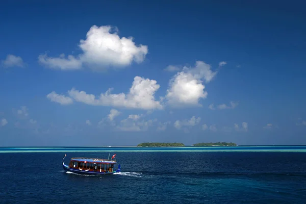 Dhoni - barco tradicional maldivo — Foto de Stock