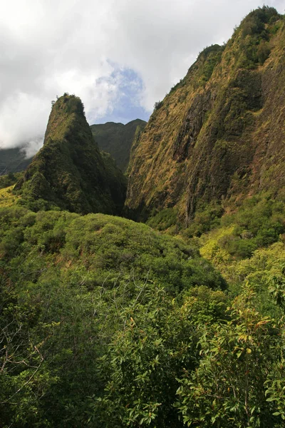 A agulha de Iao — Fotografia de Stock