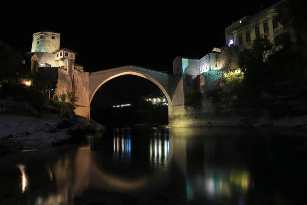 Παλιά Γέφυρα Νύχτα Παλιά Πόλη Μόσταρ — Φωτογραφία Αρχείου