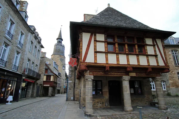 Casas Medievales Dinan Bretaña Francia —  Fotos de Stock