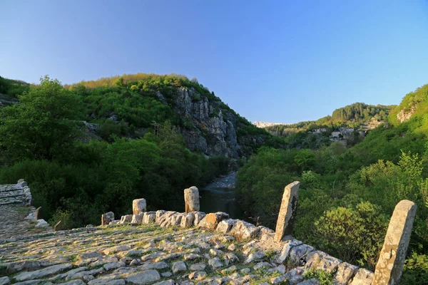 Stone Bridge Plakida Lub Kalogeriko Zagori Epirus Grecja — Zdjęcie stockowe