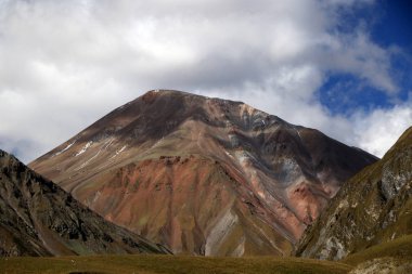Kafkasya Dağları, Gürcistan Askeri Yolu manzarası, Gürcistan