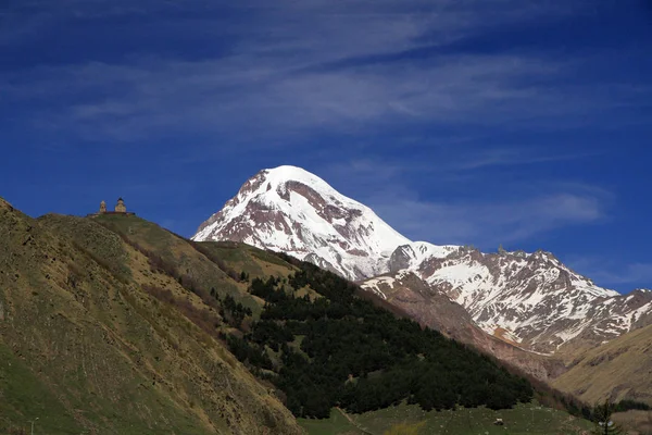 Monte Kazbegi Grande Cáucaso Geórgia — Fotografia de Stock