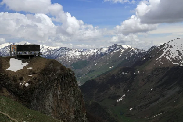 Rusia Monumento Amistad Georgia Cáucaso Carretera Militar Georgiana Georgia —  Fotos de Stock