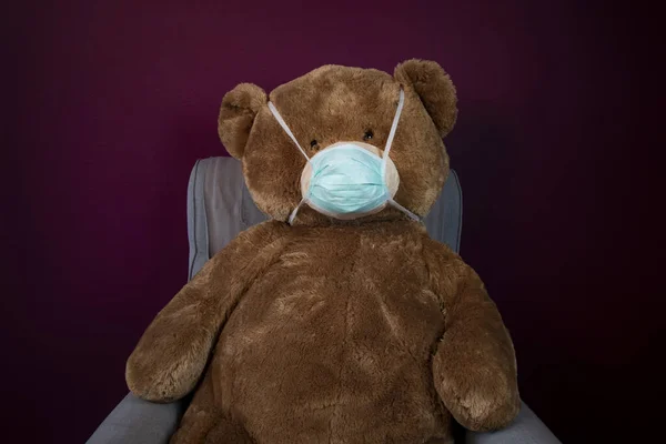 Coronavirus Covid Teddybär Schutzmaske — Stockfoto