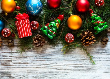 Mutlu Noeller kartı. 