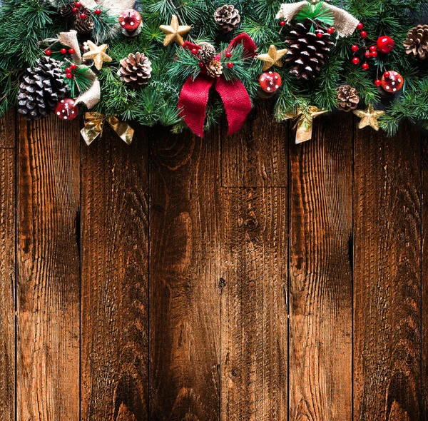 Marco de Navidad con adornos coloridos — Foto de Stock