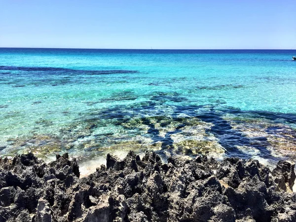 Mooie Sunny Beach dag in Formentera — Stockfoto