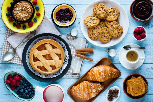 Vue Dessus Bois Avec Gâteaux Fruits Café Bonbons — Photo