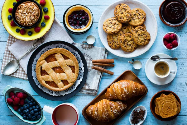 Vue Dessus Bois Avec Gâteaux Fruits Café Bonbons — Photo