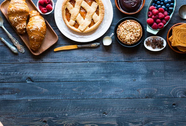 Vue Dessus Bois Avec Gâteaux Fruits Café Bonbons — Photo