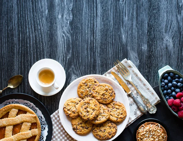 Vue Dessus Bois Avec Gâteaux Fruits Café — Photo