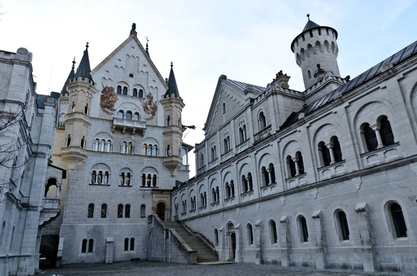 O famoso Castelo de Neuschwanstein — Fotografia de Stock