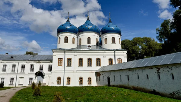 St. george 's (juriev) kloster — Stockfoto