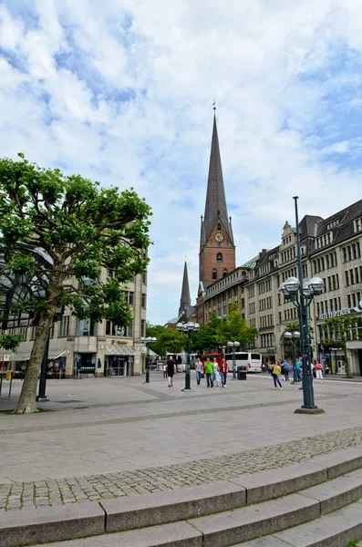 Hamburg náměstí ze staré radnice — Stock fotografie