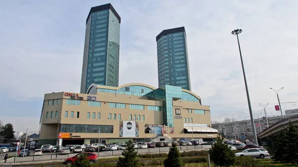 As torres Almaty — Fotografia de Stock
