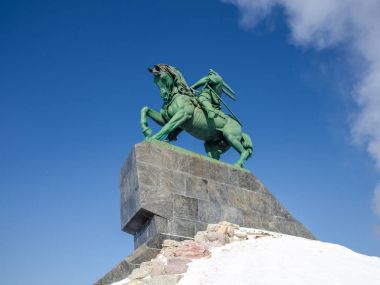 Salavat Yulayev anıt