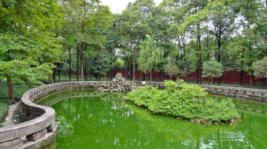 Deyang, Çin - 1 Ağustos 2013: Çü Tapınak