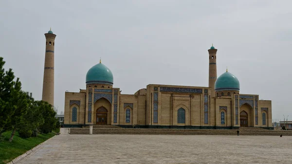 Tashkent Uzbekistán Tashkent Uzbekistán 2015 Mezquita Del Imán Khazrati —  Fotos de Stock